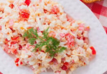 Крабовый салат классический