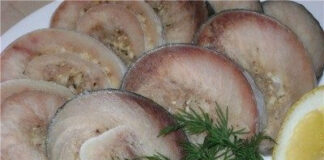 Рулет из скумбрии